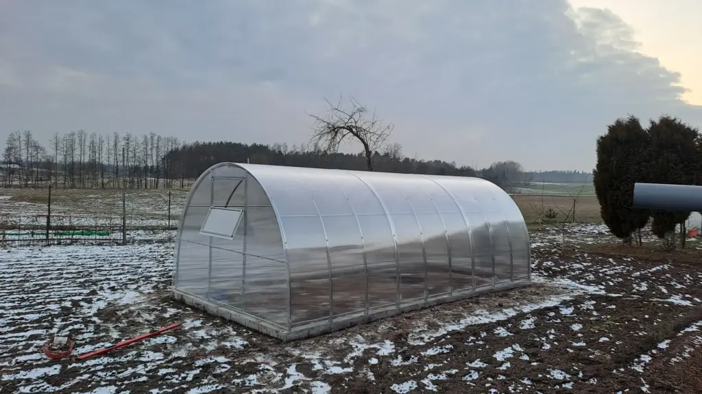 Szklarnia z poliwęglanu Wizna - producent Antiga