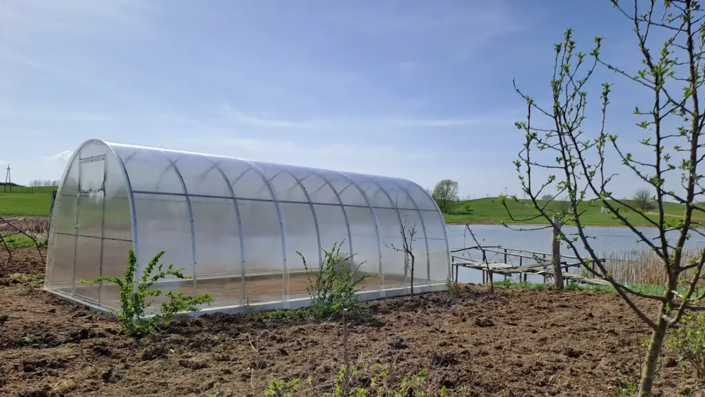 Montaż szklarni Mońki - Antiga