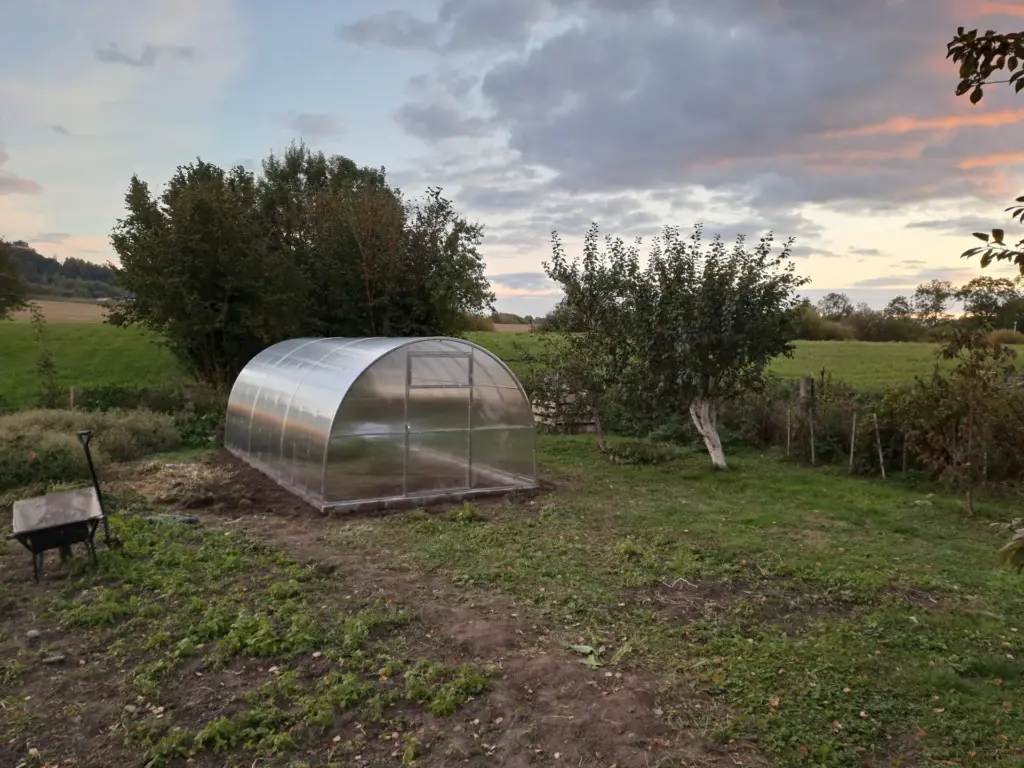 Montaż szklarni - dostawa Wizna