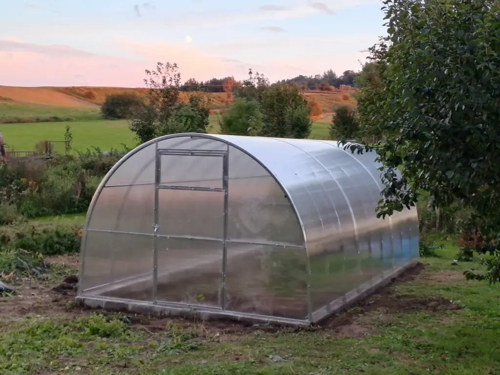 Montaż szklarni - dostawa Bielsk Podlaski