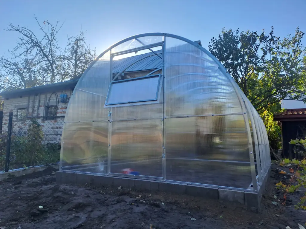 Montaż szklarni Goniądz - Antiga