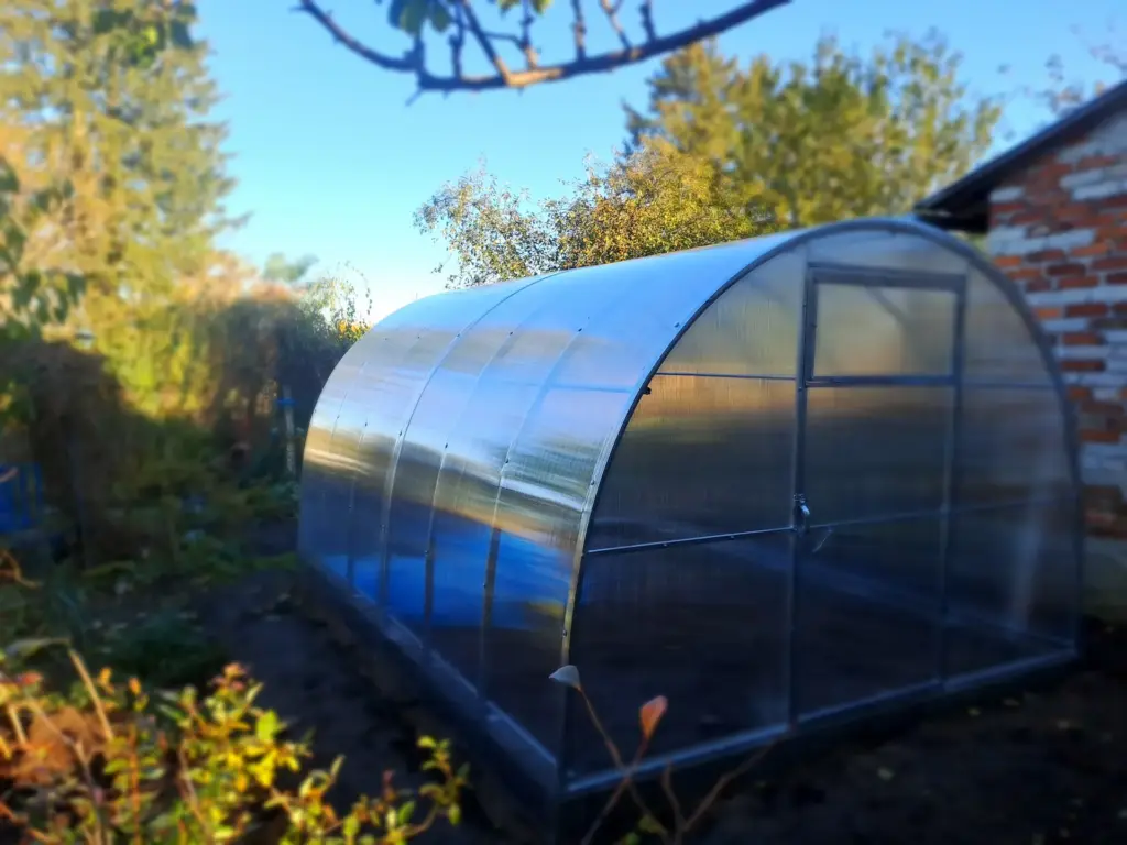 Szklarnia z poliwęglanu Wizna - producent Antiga